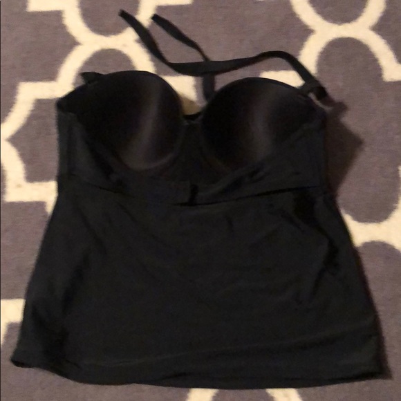 Size L and Size XL black tankini top - Picture 7 of 8